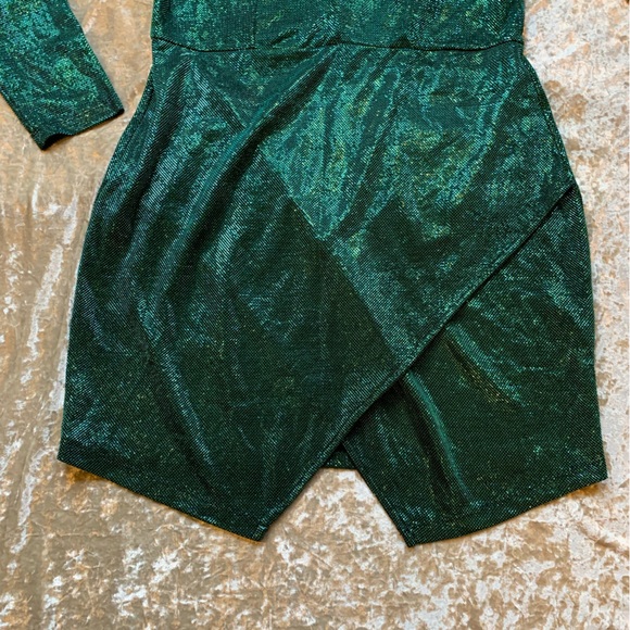 Emerald Sparkly Dress - Picture 3 of 10
